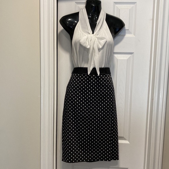 NWOT - White House Black Market Diamond Pencil Skirt & Bow Waistband - Sz 10 - Picture 2 of 16